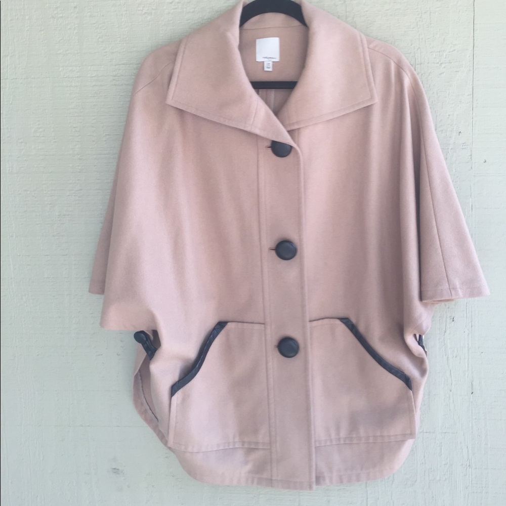 Tan Poncho/ Cape with cute buttons!